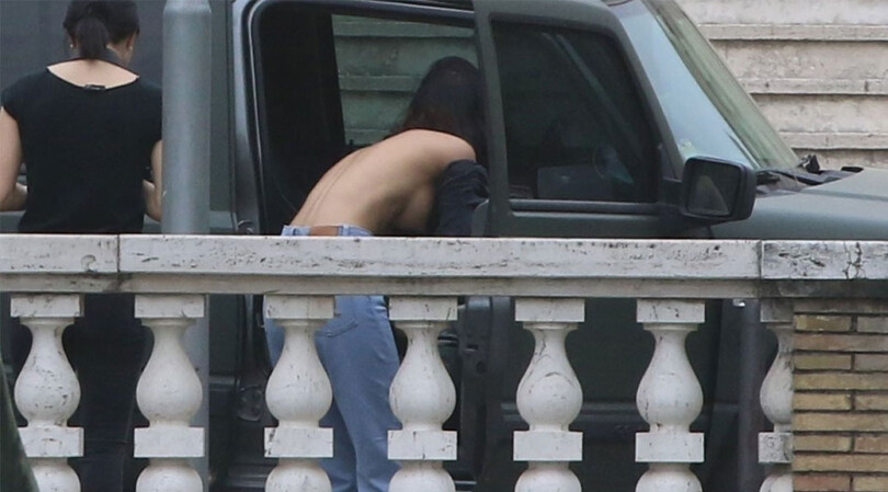 Rocío Muñoz Morales – Topless Boobs During a Photoshoot at villa Borghese in Rome (NSFW)