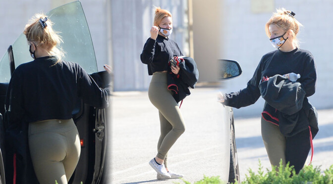 Ariel Winter – Sexy Ass in Leggings at a Gym in Los Angeles