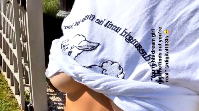 Bella Hadid Perfect Under Boobs