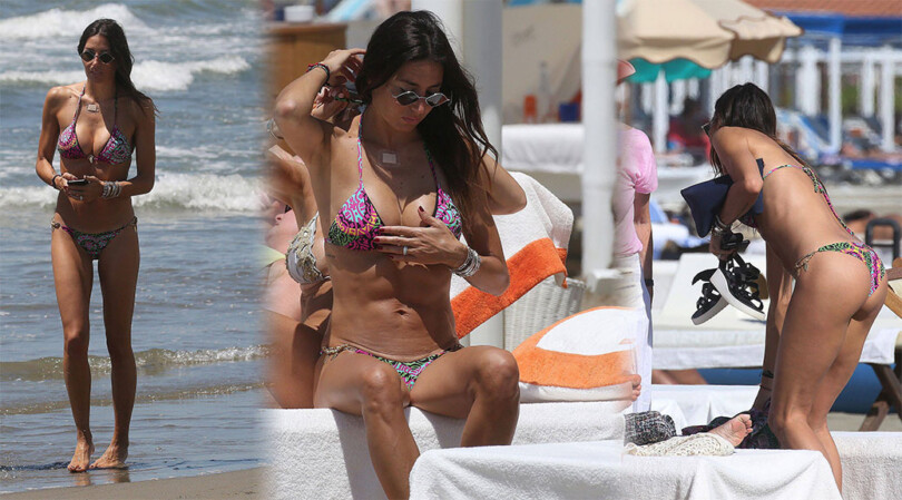 Elisabetta Gregoraci – Sexy Boobs and Ass in a Bikini at the Beach in Miami Beach