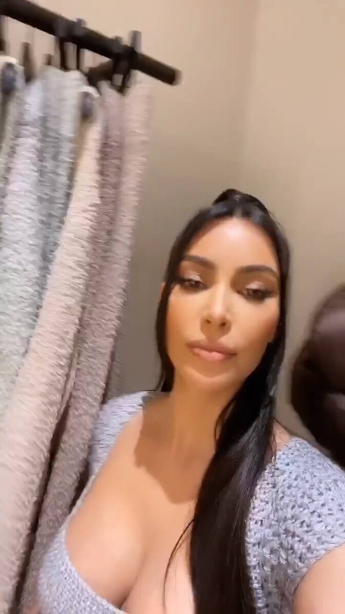 Kim Kardashian Big Cleavage
