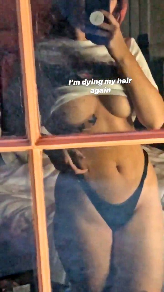Lottie Moss Braless Underboobs