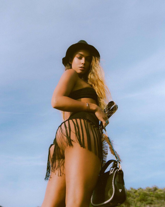 Sommer Ray Sexy Ass