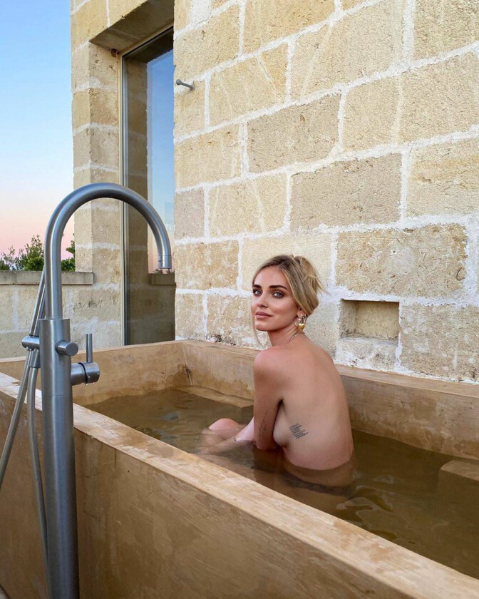 Chiara Ferragni Topless