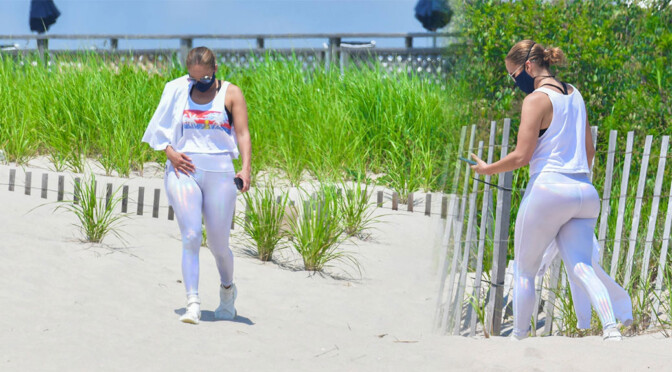 Jennifer Lopez – Sexy Big Ass on the Beach in the Hamptons