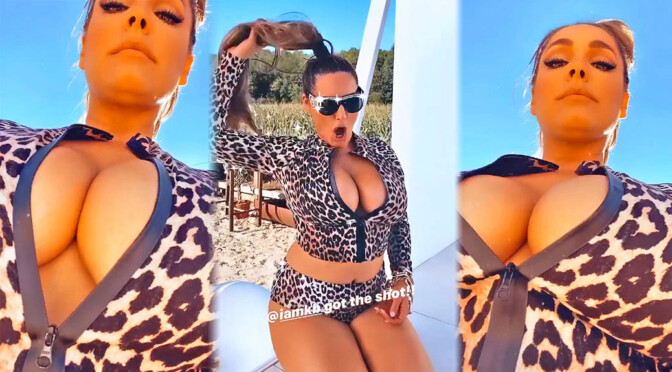 Kelly Brook – Beautiful BIg Breasts in Huge Cleavage (Video)