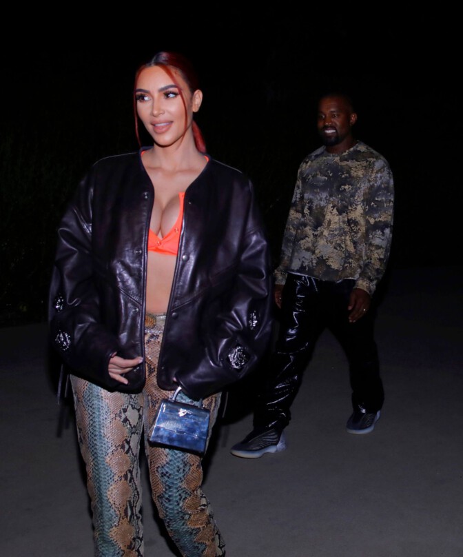 Kim Kardashian Sexy Cleavage