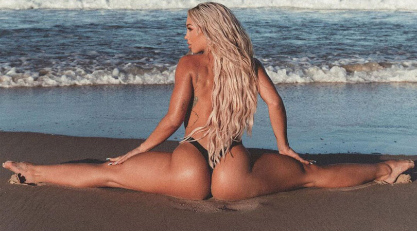 Tammy Hembrow – Fantastic Body in Sexy Instagram Pics