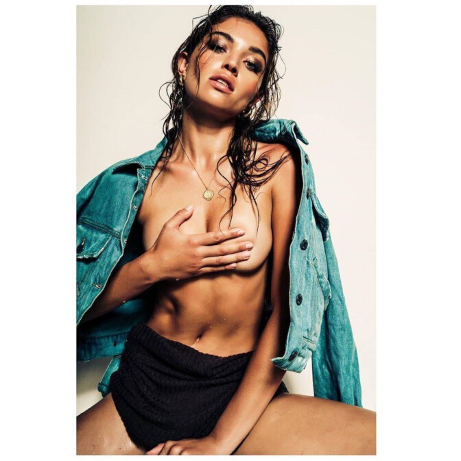 Daniela Lopez Osorio Hot Boobs