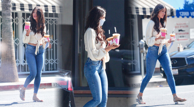 Eiza Gonzalez – Beautiful in Skin Tight Jeans Out in Studio City