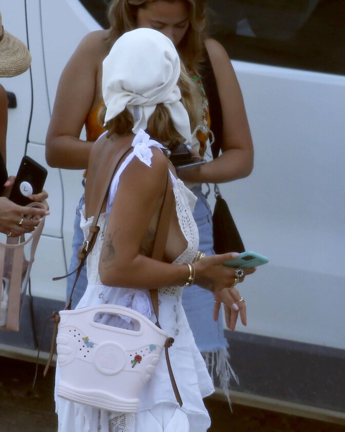 Rita Ora Braless Sideboob