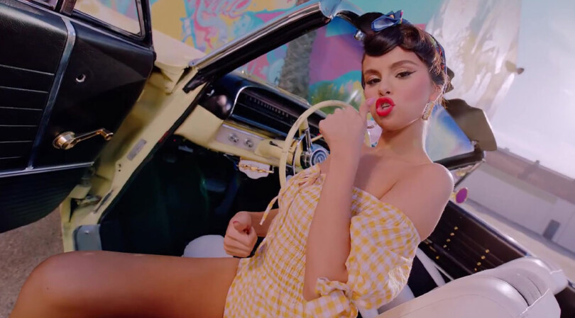 Selena Gomez – Sexy in “Ice Cream” Music Video
