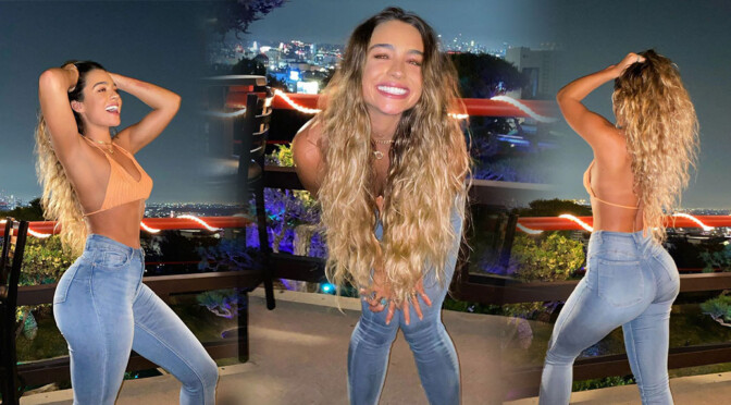 Sommer Ray – Beautiful Body in Tight Jeans Photoshoot