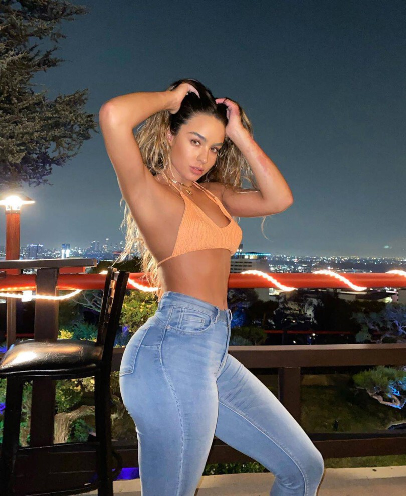 Sommer Ray Hot Ass In Jeans