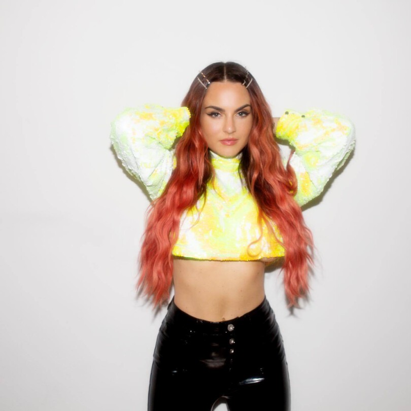 Jojo Braless Underboob