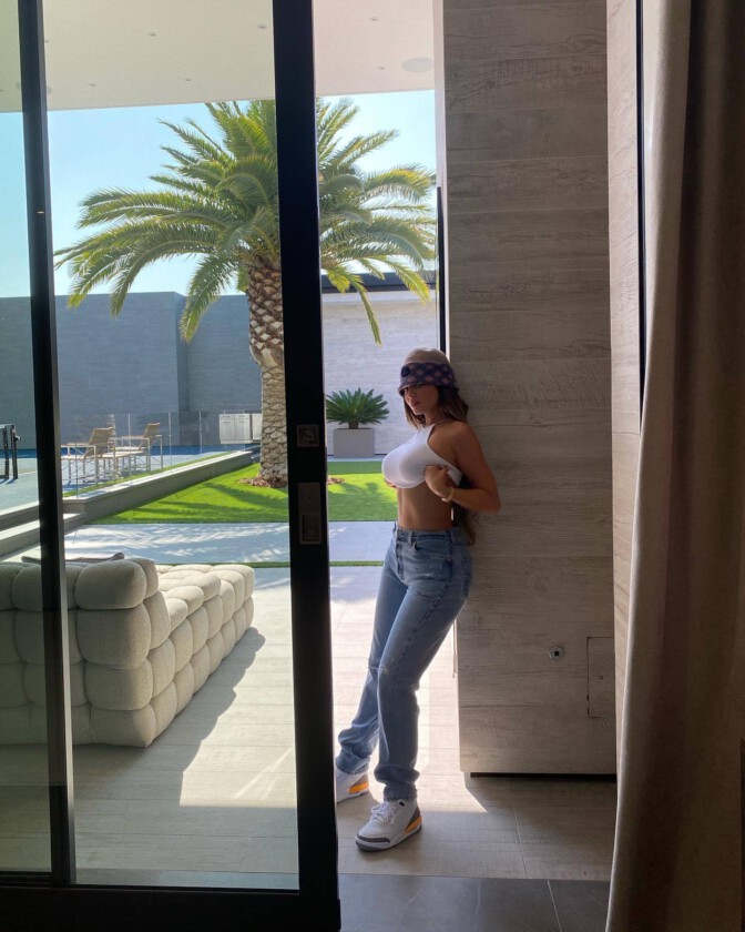 Kylie Jenner Hot Big Tits