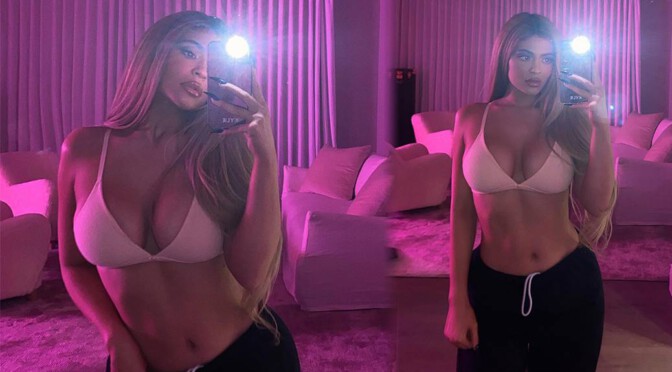 Kylie Jenner – Beautiful Big Boobs in a Sexy Selfies & Video