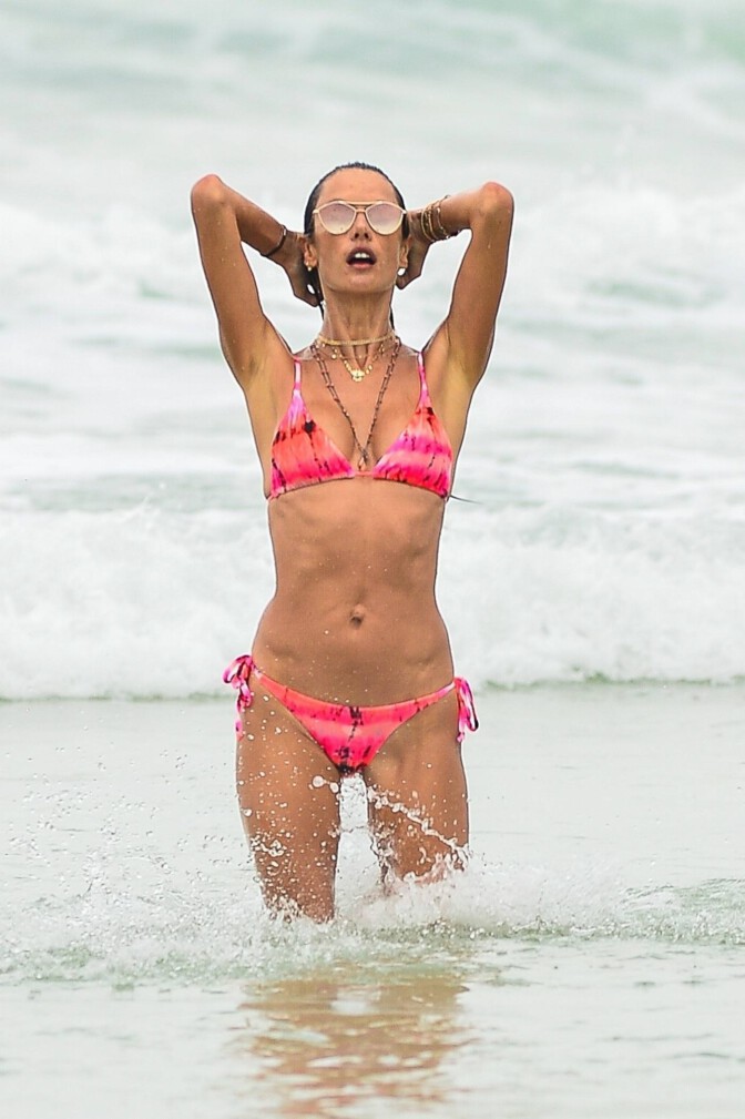 Alessandra Ambrosio In Bikini