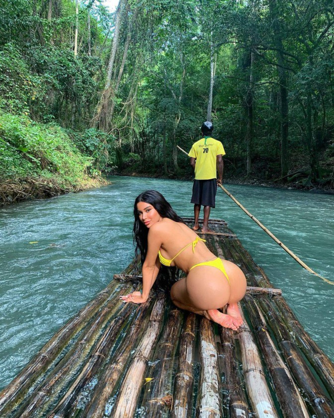 Janet Guzman Hot Body