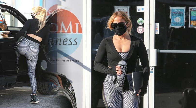 Jennifer Lopez – Sexy Cleavage and Big Ass Outside a Gym in Miami