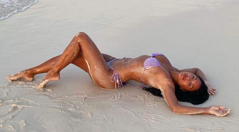 Nicole Scherzinger – Beautiful Body in Small Bikini