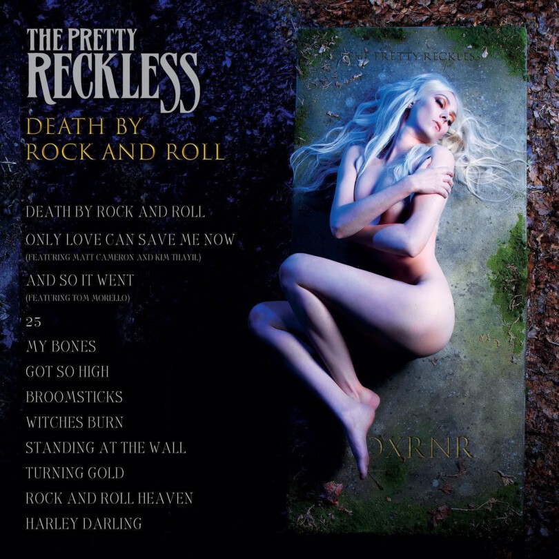 Taylor Momsen Sexy