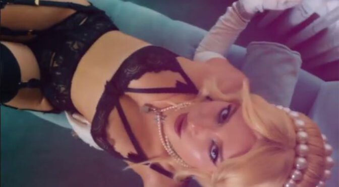 Bella Thorne – Hot Body in Lingerie for a Sexy “Valentines Day” Video