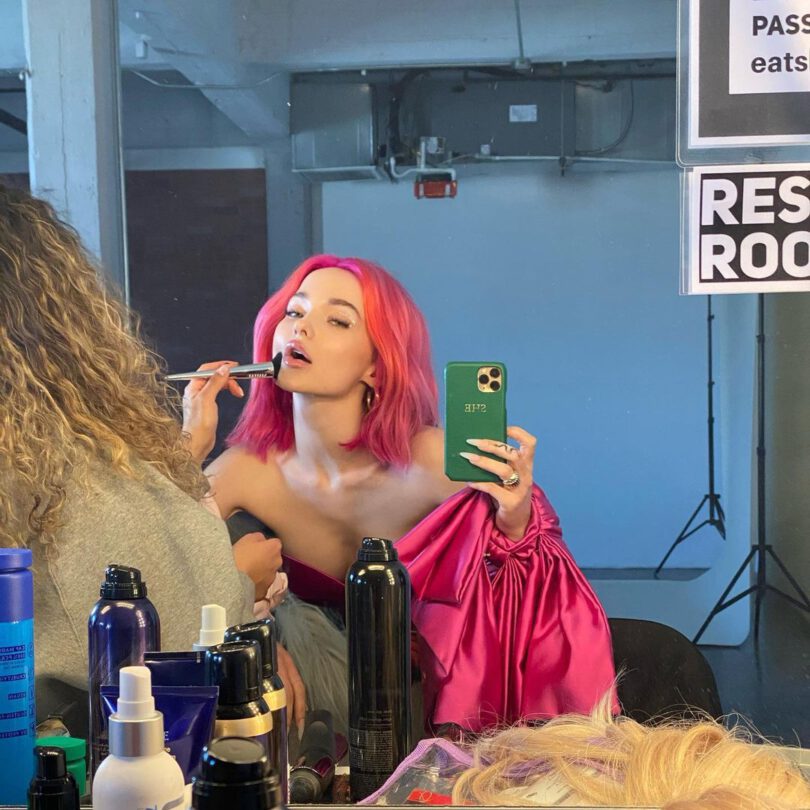 Dove Cameron Sexy Selfie