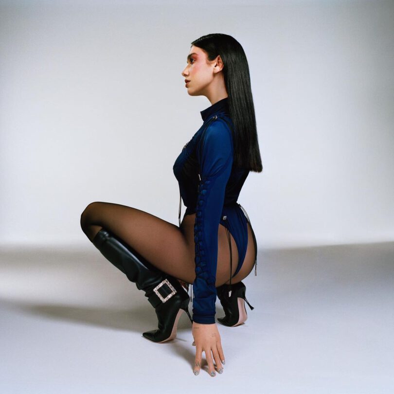 Dua Lipa Leggy In Boots