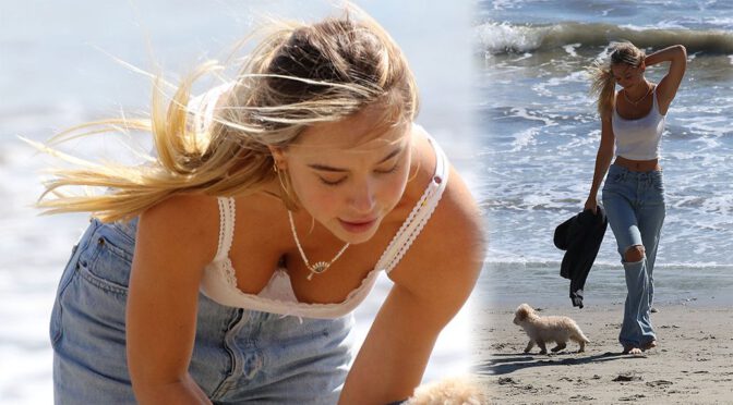 Alexis Ren – Beautiful Boobs in a Sexy Beach Candids in Malibu