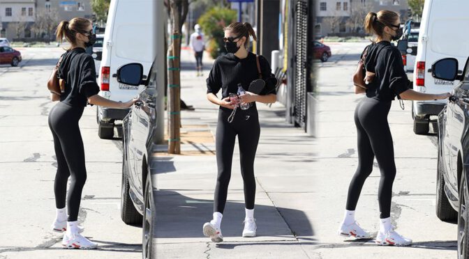 Kaia Gerber – Fantastic Ass in Black Leggings Out in West Hollywood