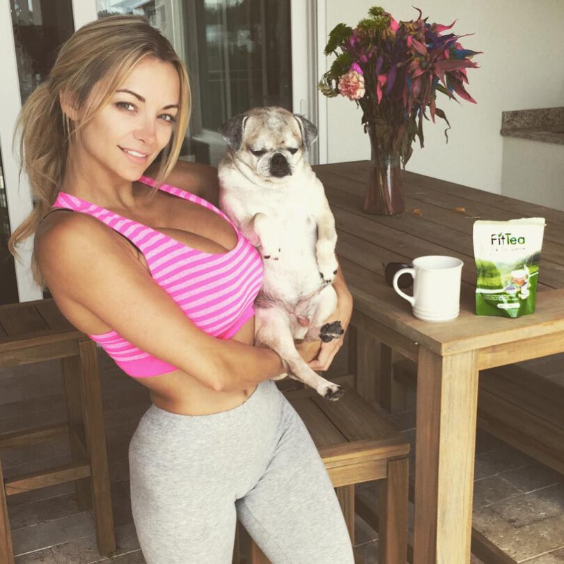 Lindsey Pelas Naked