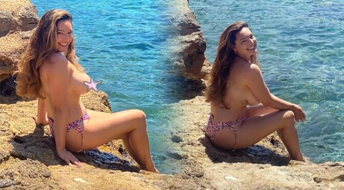 Kelly Brook – Gorgeous Huge Topless Boobs in a Sexy Pictures