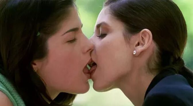 Top 10 Horniest Lesbian Kisses and Other Sexy Links!