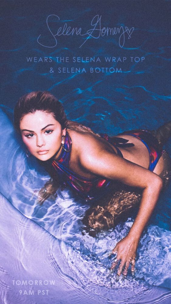 Selena Gomez In Pool