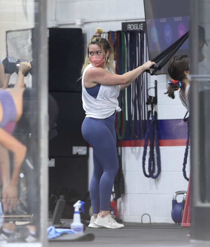 Hilary Duff Sexy Big Ass