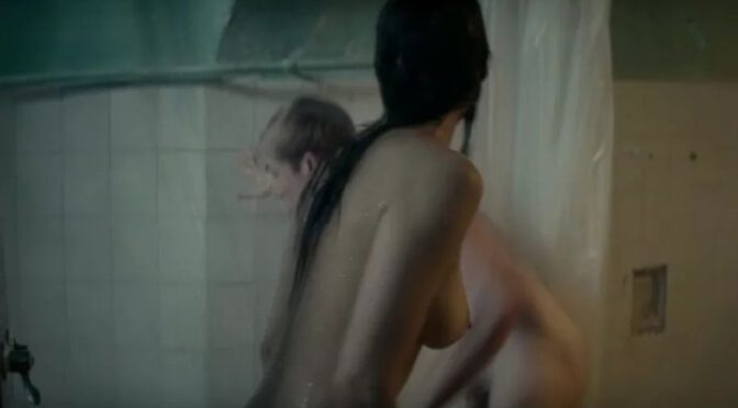 Jennifer Lawrence’s Topless Boobs and Other Sexy Links!