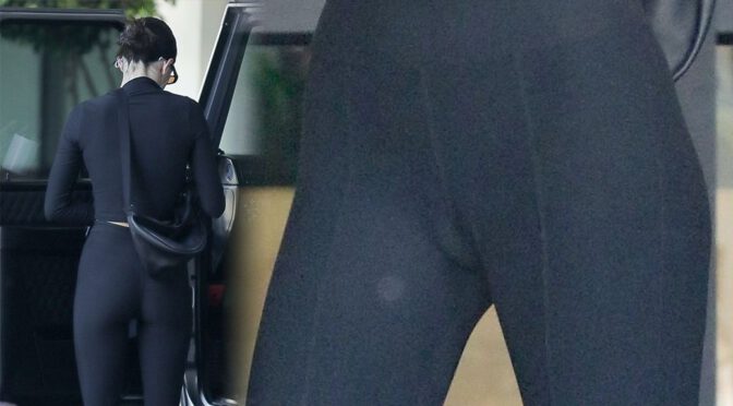 Kendall Jenner – Fantastic Ass and Big Cameltoe Out in Los Angeles