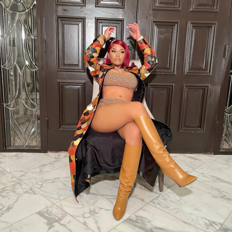 Nicki Minaj Sexy Body