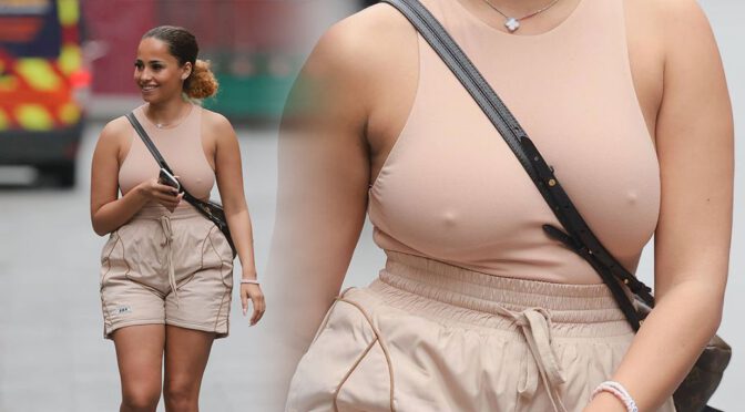 Amber Gill’s Sexy Pokies and Other Sexy Links!