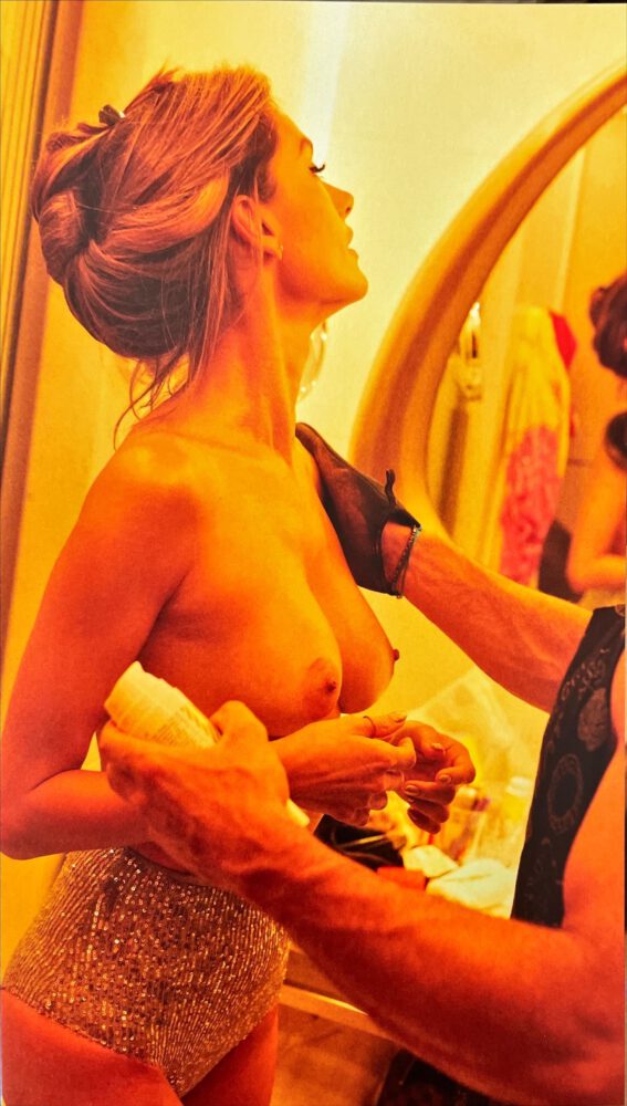 Alessandra Ambrosio Topless