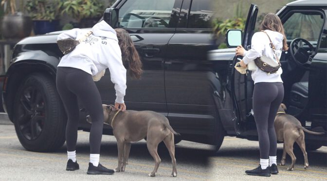 Ana de Armas – Sexy Ass in Tight Leggings Out in Santa Monica