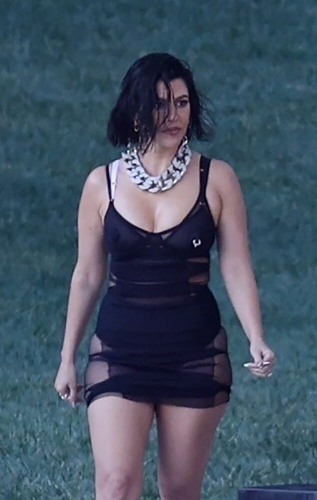 Kourtney Kardashain Sexy Lingerie Photoshoot