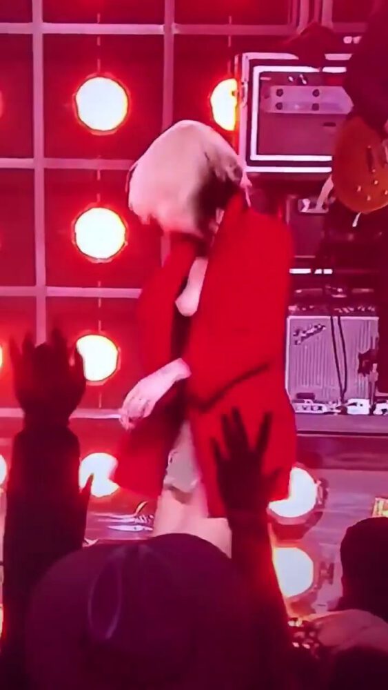 Miley Cyrus Boob Nipple Slip