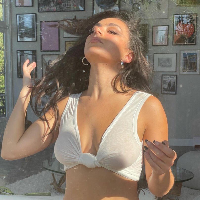 Charli Xcx Braless Breasts