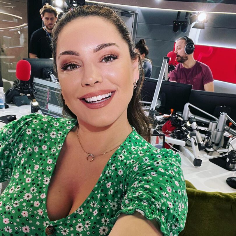 Kelly Brook Big Boobs