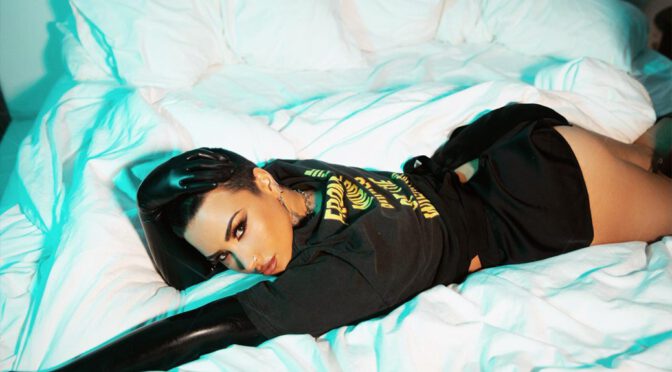 Demi Lovato Sexy In Bed