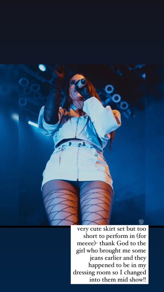 Jojo Sexy Upskirt