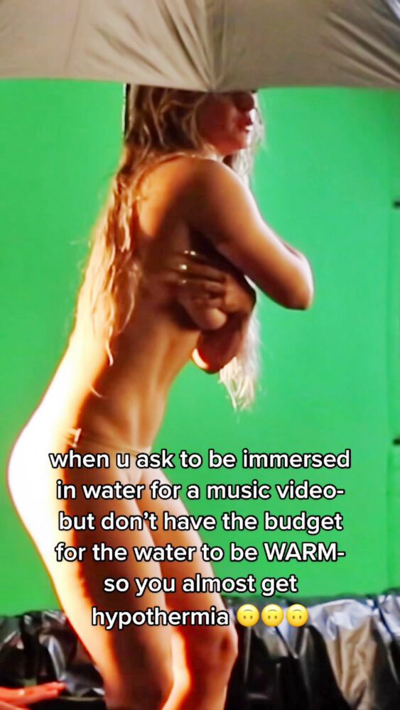Jojo Topless Boobs
