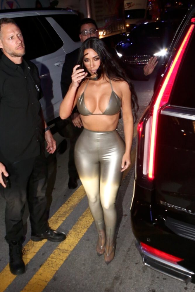 Kim Kardashian Big Boobs In Skimpy Top